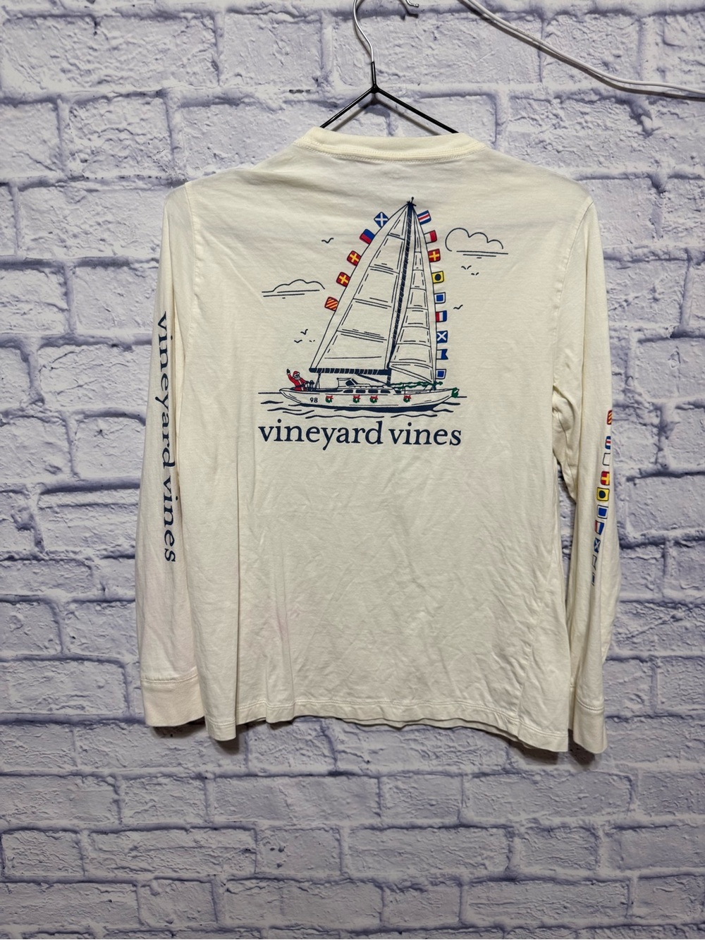 Vineyard Vines kids long-sleeve graphic tee (size L), “North Pole YC” / North P